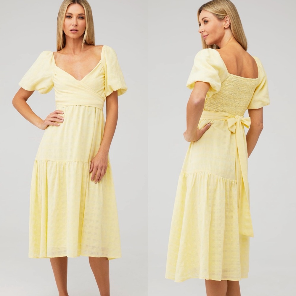 ASTR THE LABEL Sonnet Puff‎ Sleeve Midi Dress in Pastel Yellow